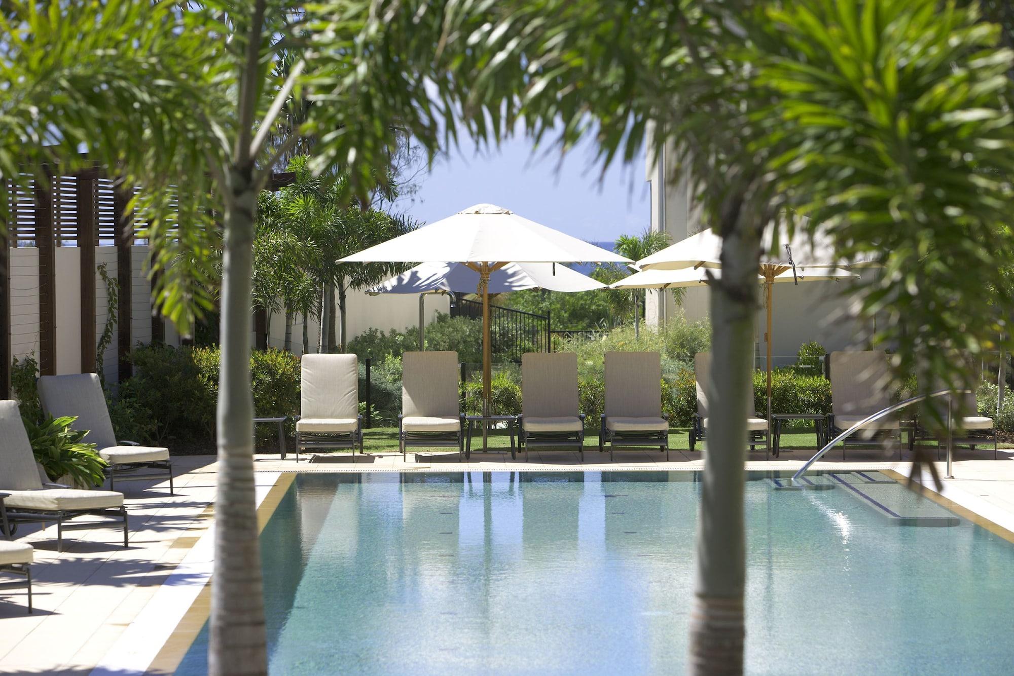 Peppers Salt Resort & Spa Kingscliff Kültér fotó The swimming pool at the hotel