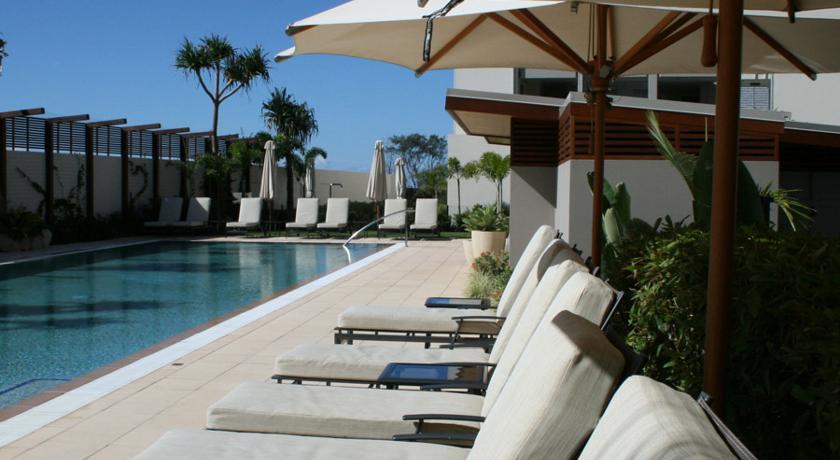 Peppers Salt Resort & Spa Kingscliff Kültér fotó The pool at the Four Seasons Hotel